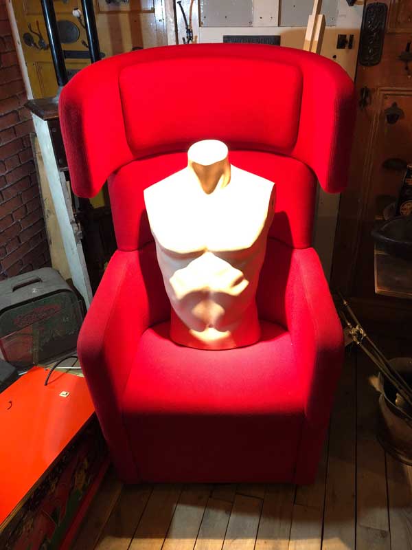 BeneRedChairTorso